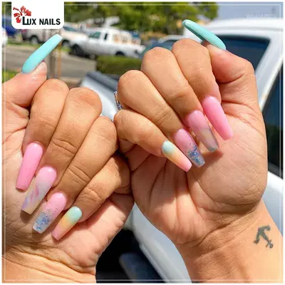 Lux Nails