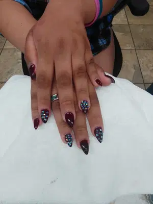 Diamond Nails