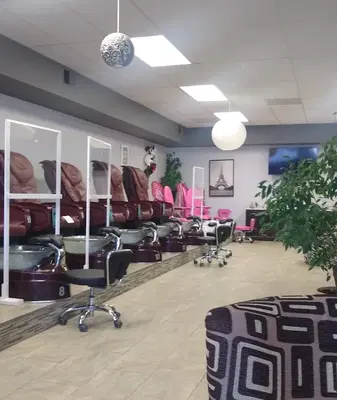 Lynn's Nail Bar