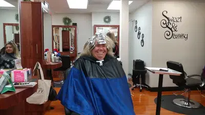 S & S Salon & Spa