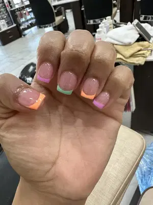 OH Nails & Spa