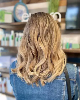 Anya Does Hair