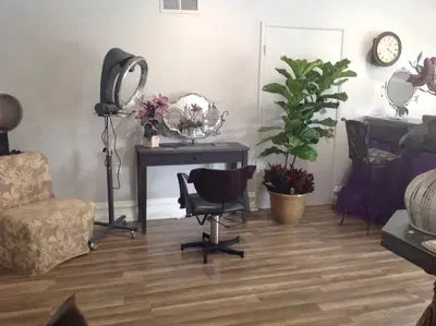 Maverick Studio A Salon