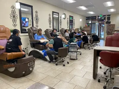 Creatips Nails Spa