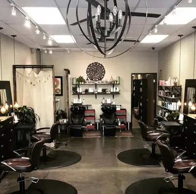 Paramount Salon/Spa