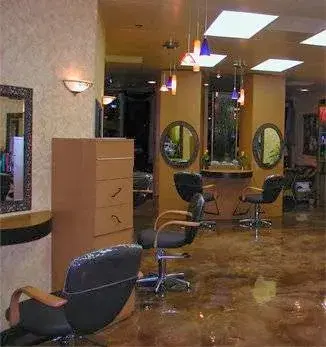 Salon Leshey