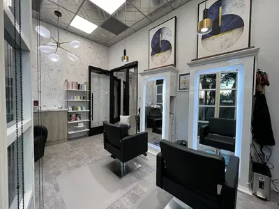 Porcelain Luxury Salon Suites