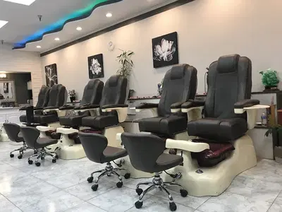 Q's Salon & Spa