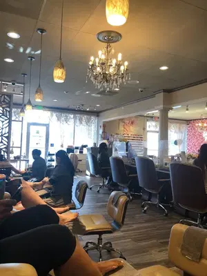 VIP Nails & Spa