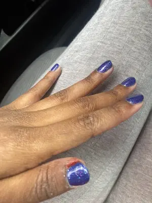 Rose Nails
