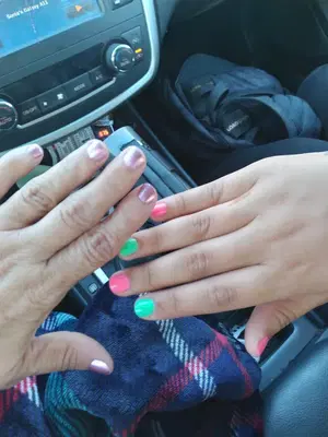 Q NAILS & SPA