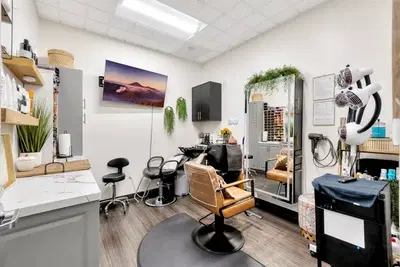 Sola Salon Studios