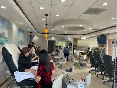 Labella Nails