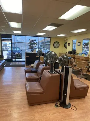 Headed Your Way Hair Salon