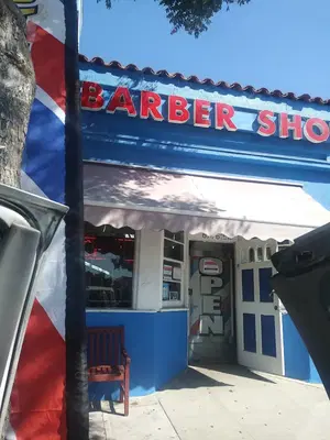 Peluqueria Y Estetica