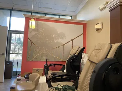 Nail Me Lounge