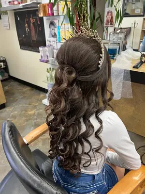 Hair On Style Beauty Salon