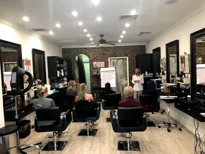 Studio Savvy Salon