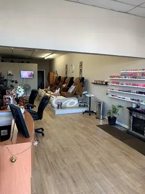 Lovely Nails former Forever Nail’s