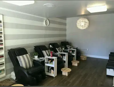 Motherhood Nails Salon & Spa