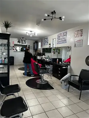Jalisco's Beauty Salon