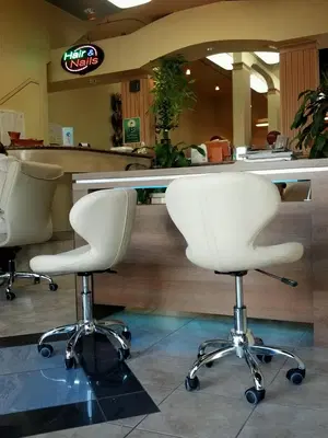 Zumani Hair & Nails