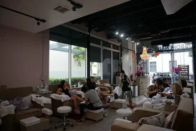 Blossom Nail Lounge