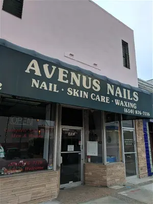 Avenus Nails
