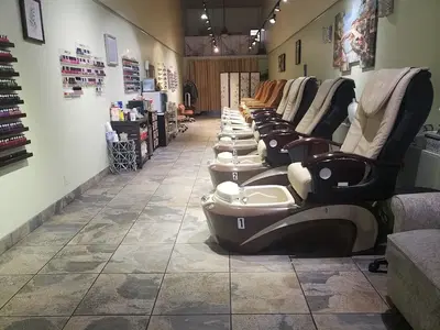 Tomo Organic Nail Spa