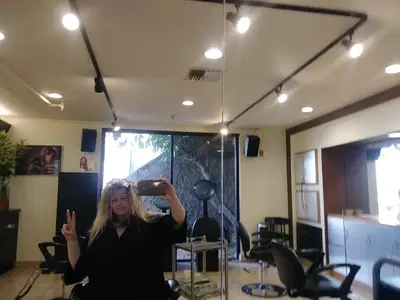 Salon Cajj