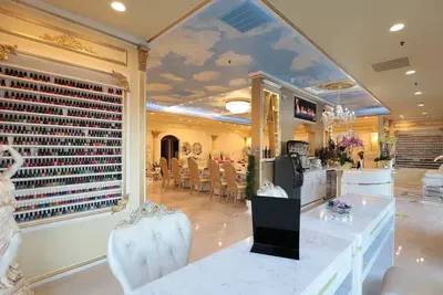 Avalon Nail Spa
