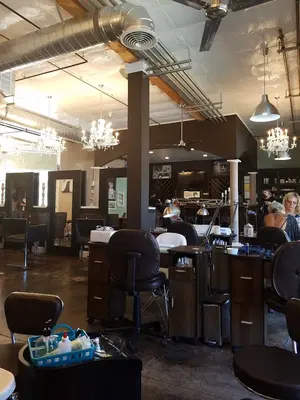 Beauty Lounge and Wine Bar