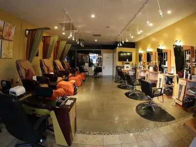 Luvie Salon & Nails Spa