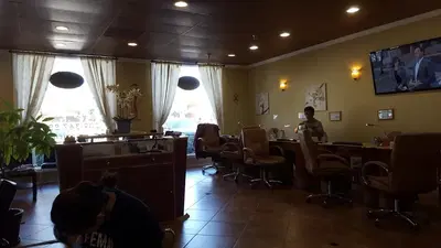 Premier Nails