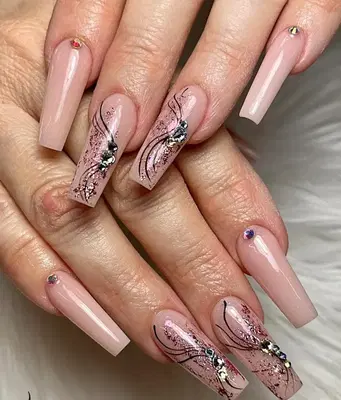 C K Nails & Spa