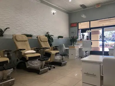 WYNN NAILS & SPA