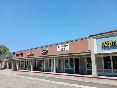 Pia Hair Salon