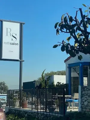 Roth Salon