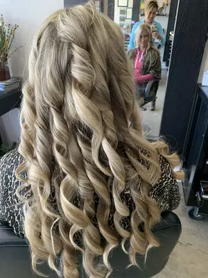 Stephanie's Salon