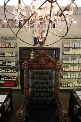The Living Room Salon & Art Gallery