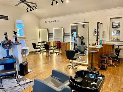 Salon Pennae
