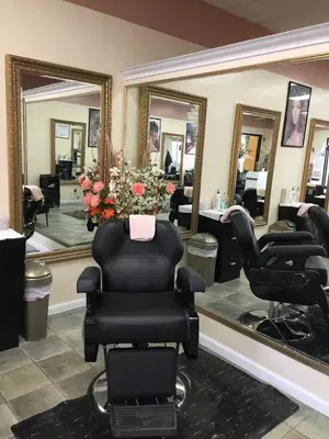Seema Beauty Salon