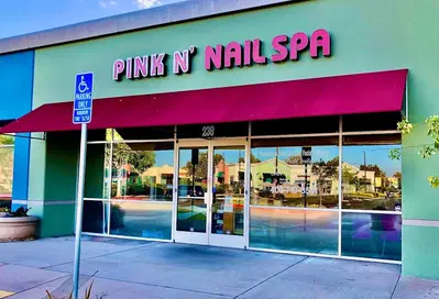 Pink N' Nailspa