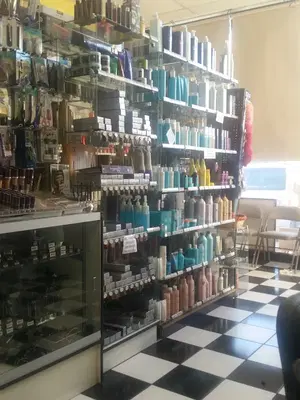 Cut N Curl Salon & Supply