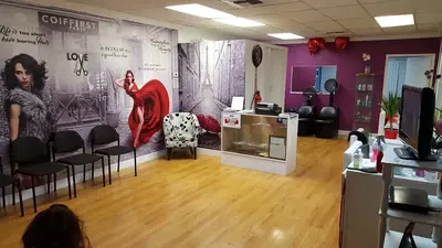 Nely's Beauty Salon & Barbershop