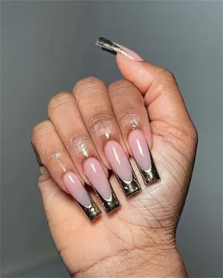 The Elegant Nails and Lash