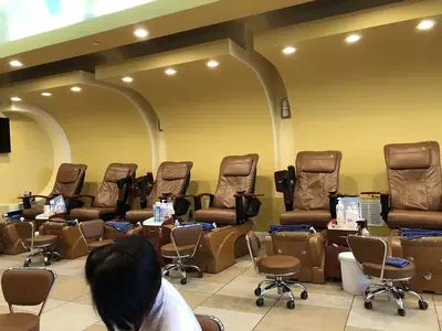 Bella V Nails & Spa