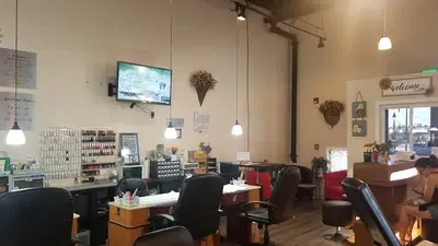 5th Avenue Nail Salon
