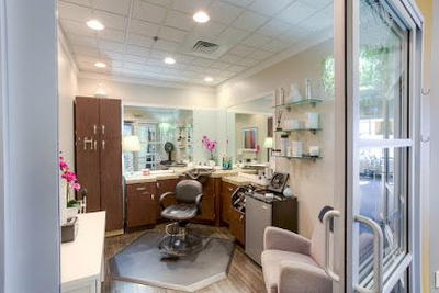 Sola Salon Studios