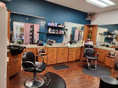 HourGlass Hair Studio - Salon & Extensions + Lashes